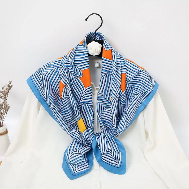 Foulard Quadrato 90cm di Alta  - Scarf Silk Square recensione e prezzo