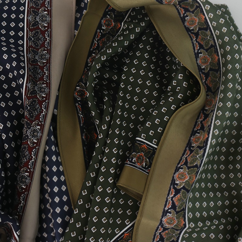 Foulard Triangolare da Donna a - Face Scarf Mask recensione e prezzo