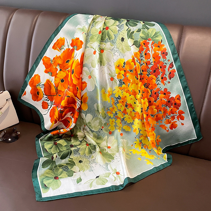 Sciarpa di seta quadrata 70x70 - Scarf Silk Square recensione e prezzo