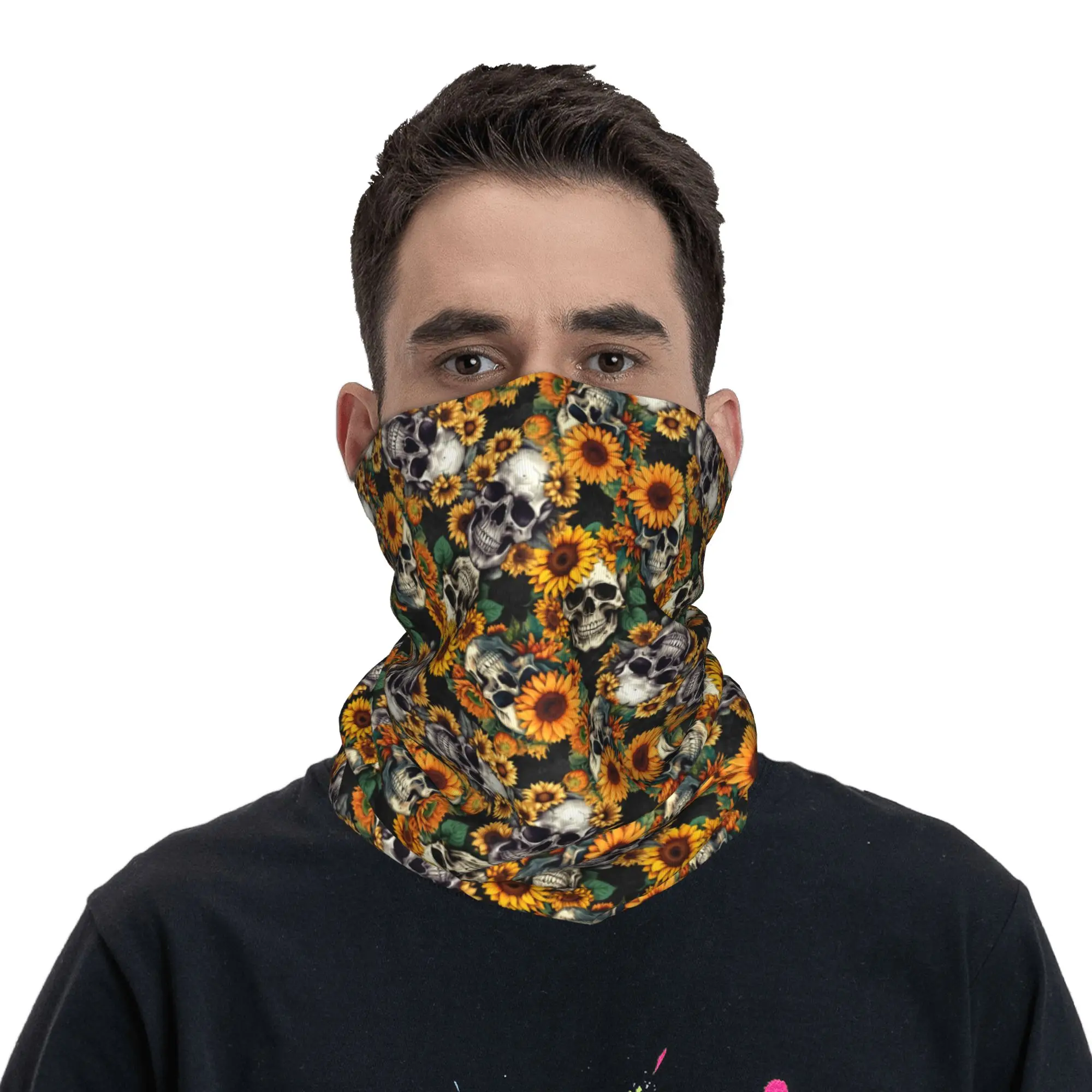 Nuovo Scaldacollo Gotico con M - Neck Warmer Tube recensione e prezzo
