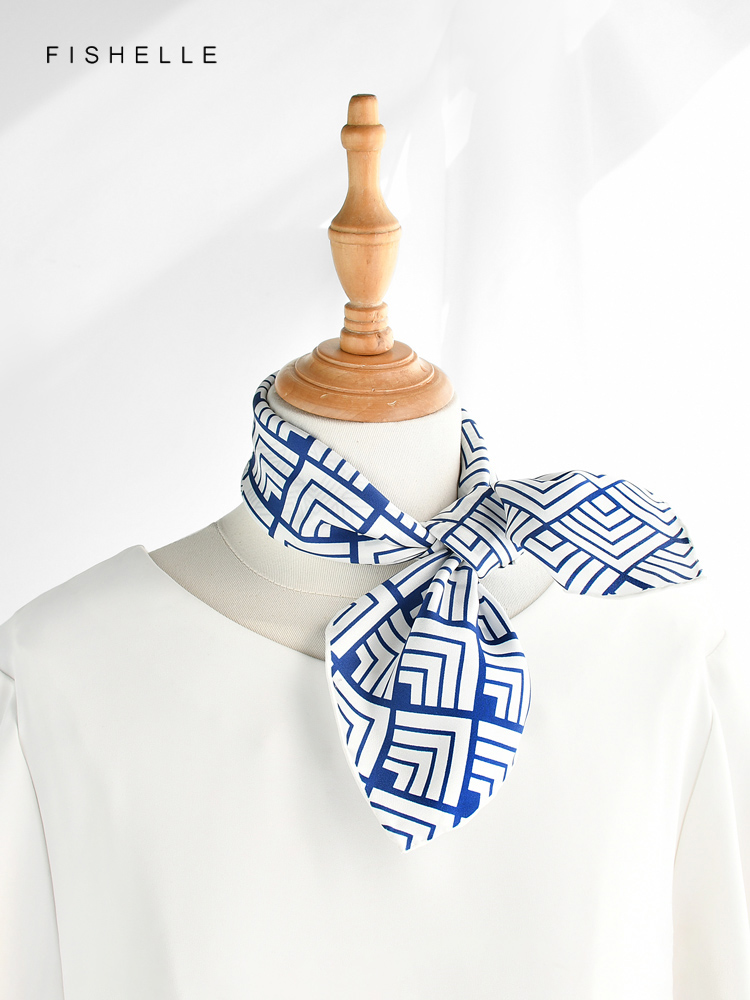 Cinese classico blu bianco por - Scarf Silk Square recensione e prezzo